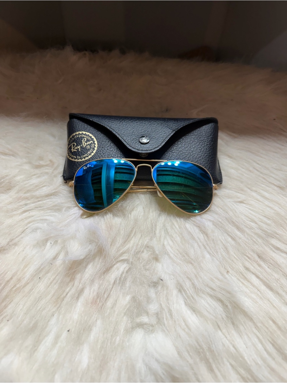 Ray-Ban Aviator Gold Frame Sunglasses with Blue-Green Mirrored Lenses